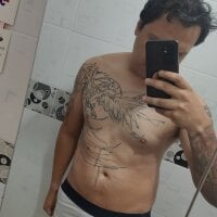 EroxPxique's Offline Chat Room