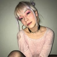 horny_unicorn420's Offline Chat Room