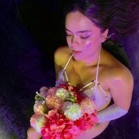 EmilyHarperr webcam model