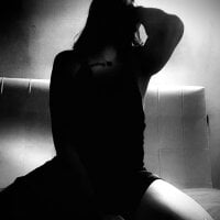 monellamilano's Offline Chat Room