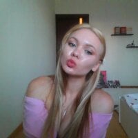 Medani1 webcam model