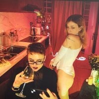 hypersuki's Offline Chat Room