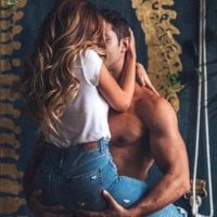 DanaXDerek's Offline Chat Room