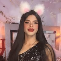 little_playful's Offline Chat Room