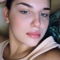 Carrie_Blaze's Offline Chat Room