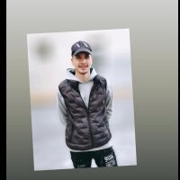 DominicDonal's Offline Chat Room