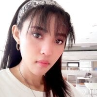 christine_candybabe's Offline Chat Room