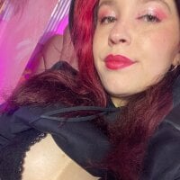 holly_t_ model avatar