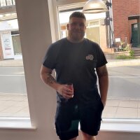 Offline chatovací místnost Dazzleman86