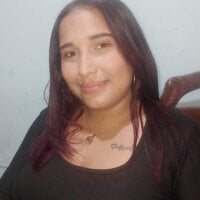 Arianna___a's Offline Chat Room
