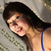 Zulema_R1 webcam model