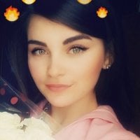 Candyladyice's Offline Chat Room