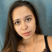 Brown_Eyedd Adlı Modelin Çevrimdışı Sohbet Odası