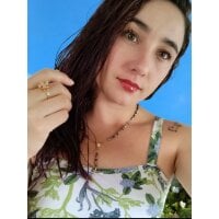 dahianasua webcam model