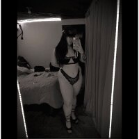 AbigailCampell fully nude on webcam for live porn video chat