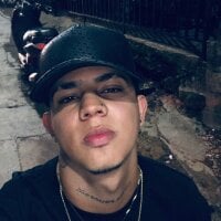 Maicol_ortiz webcam model