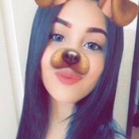 Saraa-looveLive Webcam