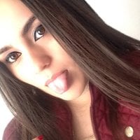 hornybelle's Offline Chat Room