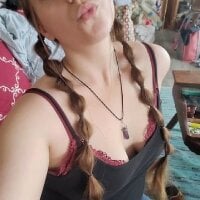 katie_kitten38 webcam