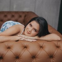 Ivanna18_x webcam model