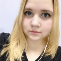 AishaHeaven's Offline Chat Room