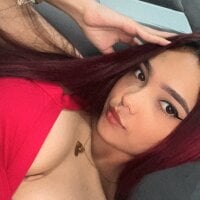 Valeria9's Offline Chat Room