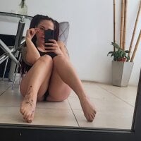 Reinadelmorboo's Offline Chat Room