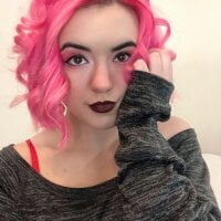 غرفة دردشة EllieWhite دون اتصال