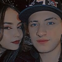 romeoYjuliitha's Offline Chat Room