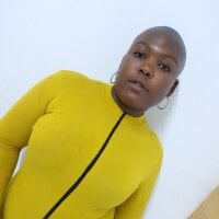 BLACKANDSEXYXX's Offline Chat Room