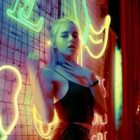 -pinkpanic's Offline Chat Room