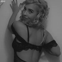 perfectkate4u's Offline Chat Room