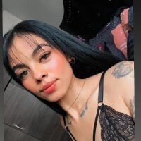 leslie_thompson webcam model