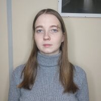 LeslieSimss' Offline Chat Room