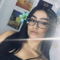 Valkyfoxxx webcam model