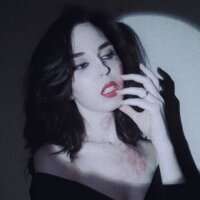 miss_bavari Adlı Modelin Çevrimdışı Sohbet Odası