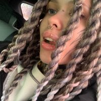 Kely_Smith's Offline Chat Room