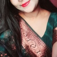 Pari_School_girl