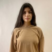 EmilyyScott's Offline Chat Room