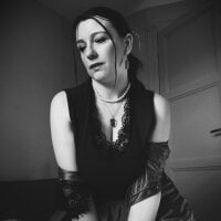 StellaRose_18's Offline Chat Room