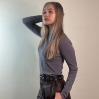 SanaSpallone webcam model