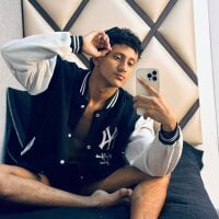 _Leohot_