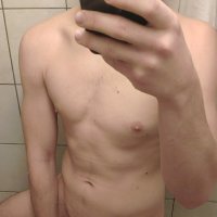 sextubesn's Offline Chat Room