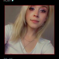 Sweet_frosti's Profile Photo