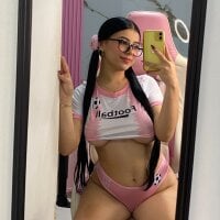 Yuli_16's Profile Pic