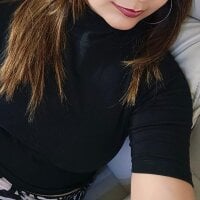 RAVISHING_TANIYA offline chatszobája