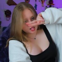mollysanches 离线聊天室