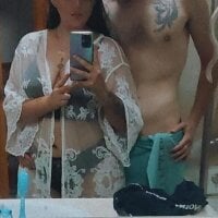 Pareja_bi_29's Offline Chat Room