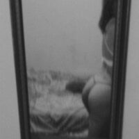 Bunny_pornX's Offline Chat Room