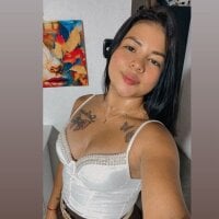 Emily_Thompson33 webcam model